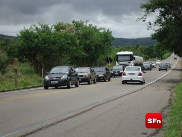 capotagem na RJ 158 em São Fidélis foto Vinnicius Cremonez 7