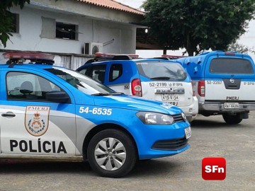 policia três carros 1
