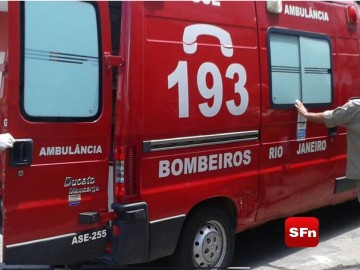 bombeiros ambulância cortada