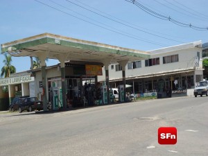 posto de gasolina foto vinnicius cremonez 1