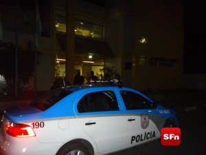 policia militar delegacia noite