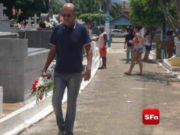 cemitério finados c