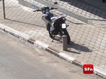 moto calçada 1